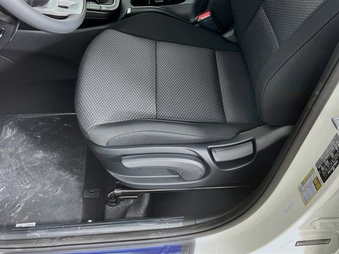 New 2025 Kia Soul LX image 4