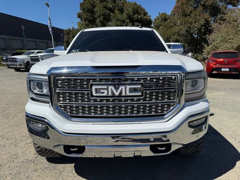 Used 2018 GMC Sierra 1500 SLT w/ SLT Premium Package AWD/4WD image 11