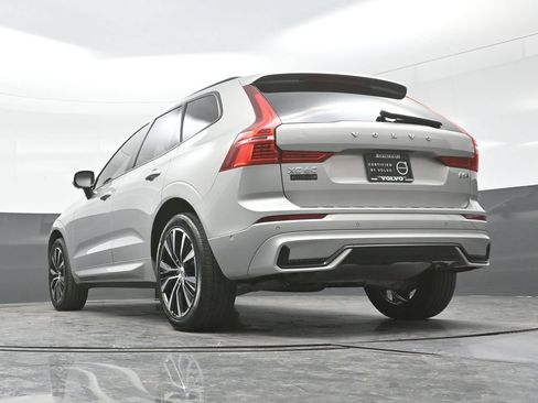 Used 2023 Volvo XC60 B5 Plus w/ Climate Package AWD/4WD image 22