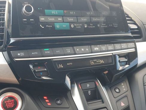 New 2026 Honda Odyssey EX-L image 24