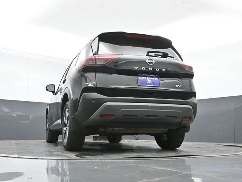 Used 2023 Nissan Rogue SV FWD image 41