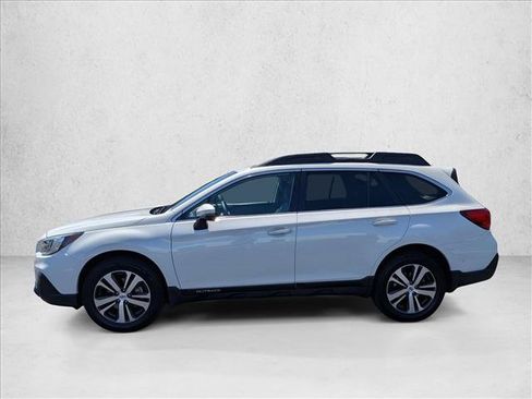 Used 2018 Subaru Outback 2.5i Limited AWD/4WD image 9