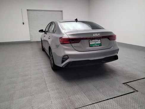 Used 2024 Kia Forte LXS w/ LXS Technology Package image 6