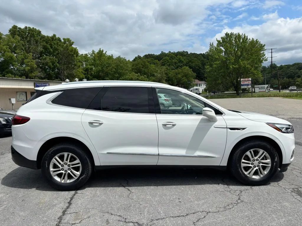 Used 2019 Buick Enclave Premium AWD/4WD image 9
