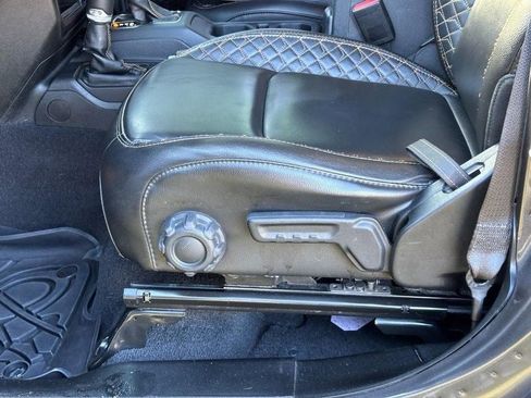 Used 2021 Jeep Wrangler Unlimited Sahara image 23