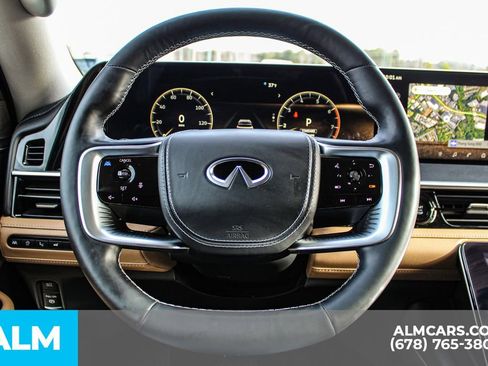Used 2025 INFINITI QX80 Sensory image 25