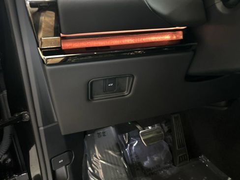 Used 2024 Land Rover Range Rover Sport Dynamic SE image 50