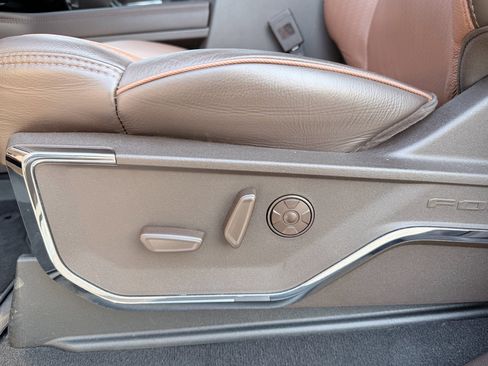 Used 2025 Ford F250 King Ranch w/ Chrome Package image 25