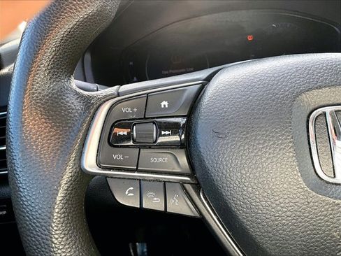 Used 2019 Honda Accord LX image 19