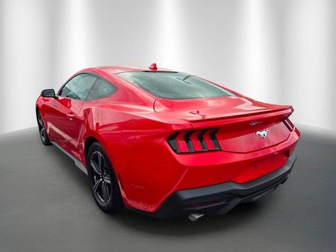 Used 2024 Ford Mustang Premium image 6