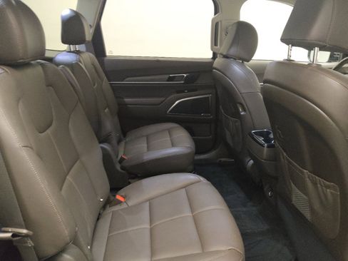 Used 2022 Kia Telluride SX FWD image 19