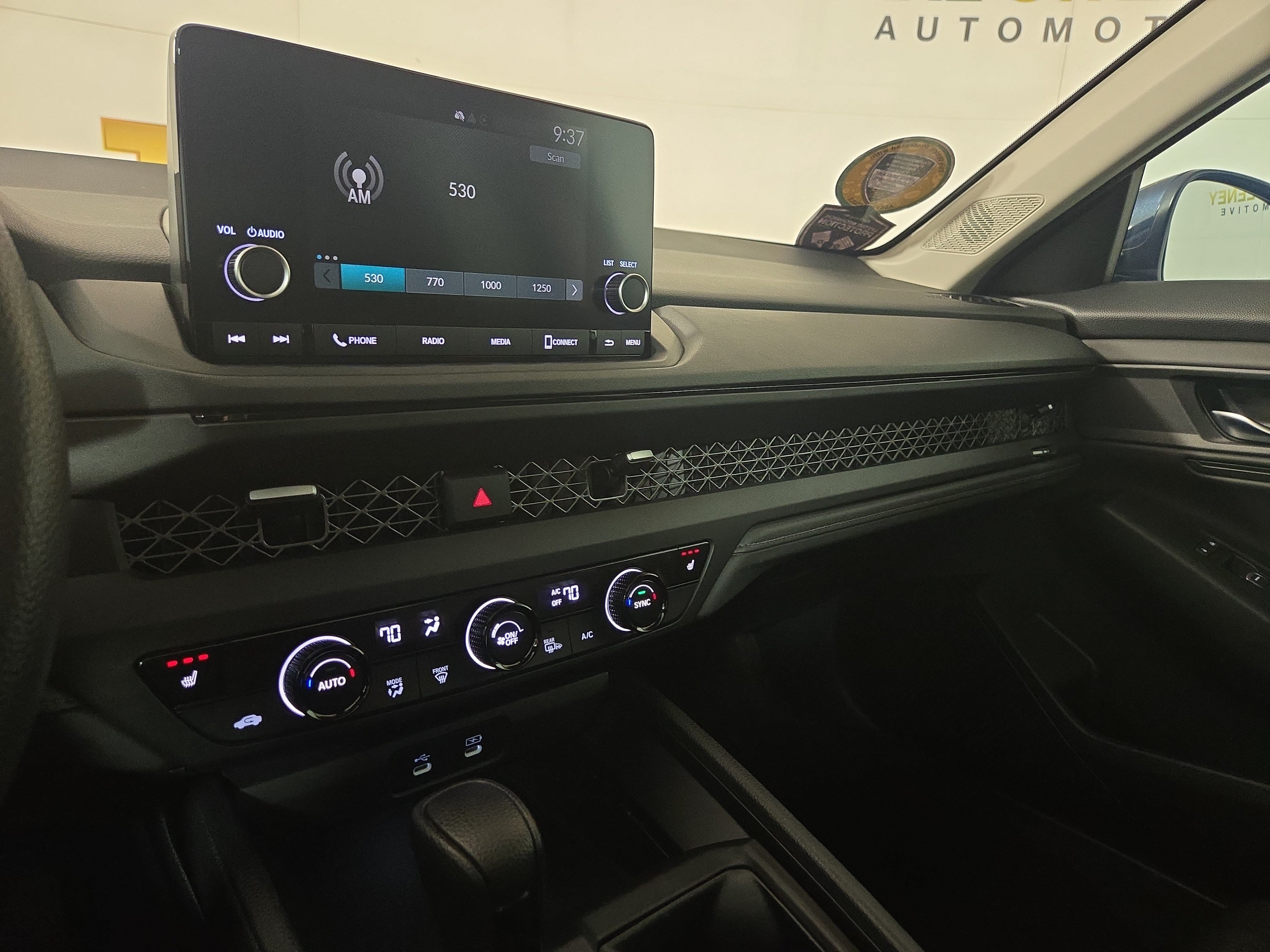 Used 2024 Honda Accord EX image 22