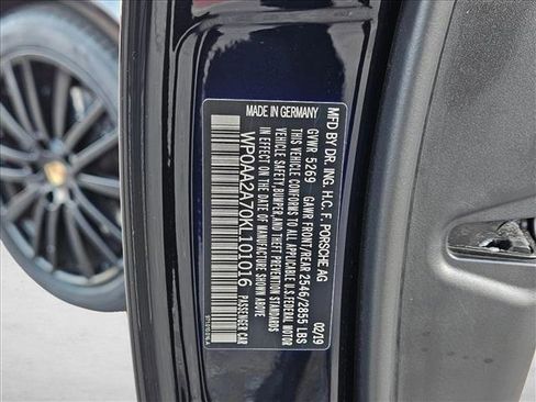 Used 2019 Porsche Panamera image 25