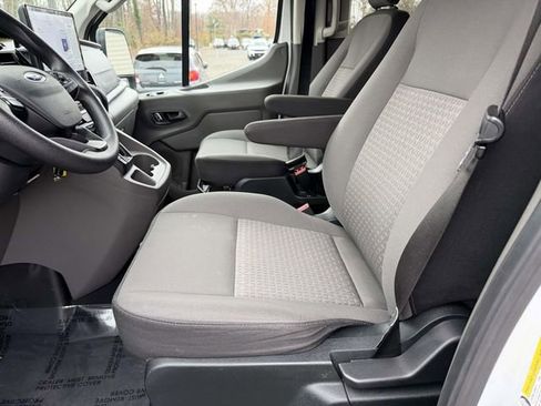 Used 2023 Ford Transit 350 XLT image 13