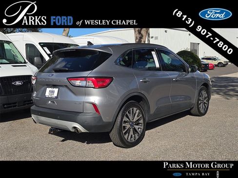Certified 2021 Ford Escape Titanium image 5