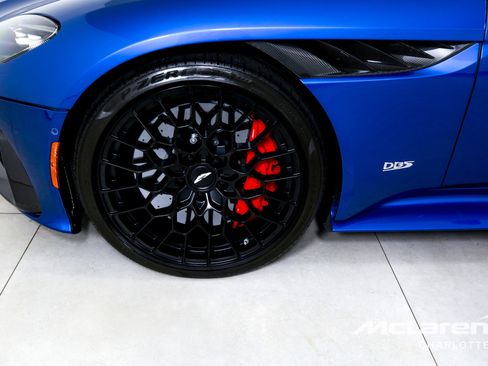 Used 2023 Aston Martin DBS Superleggera Volante image 28