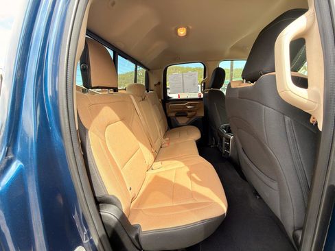 Used 2019 RAM 1500 Big Horn AWD/4WD image 28