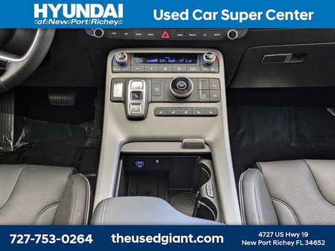 Used 2024 Hyundai Palisade SEL FWD image 25