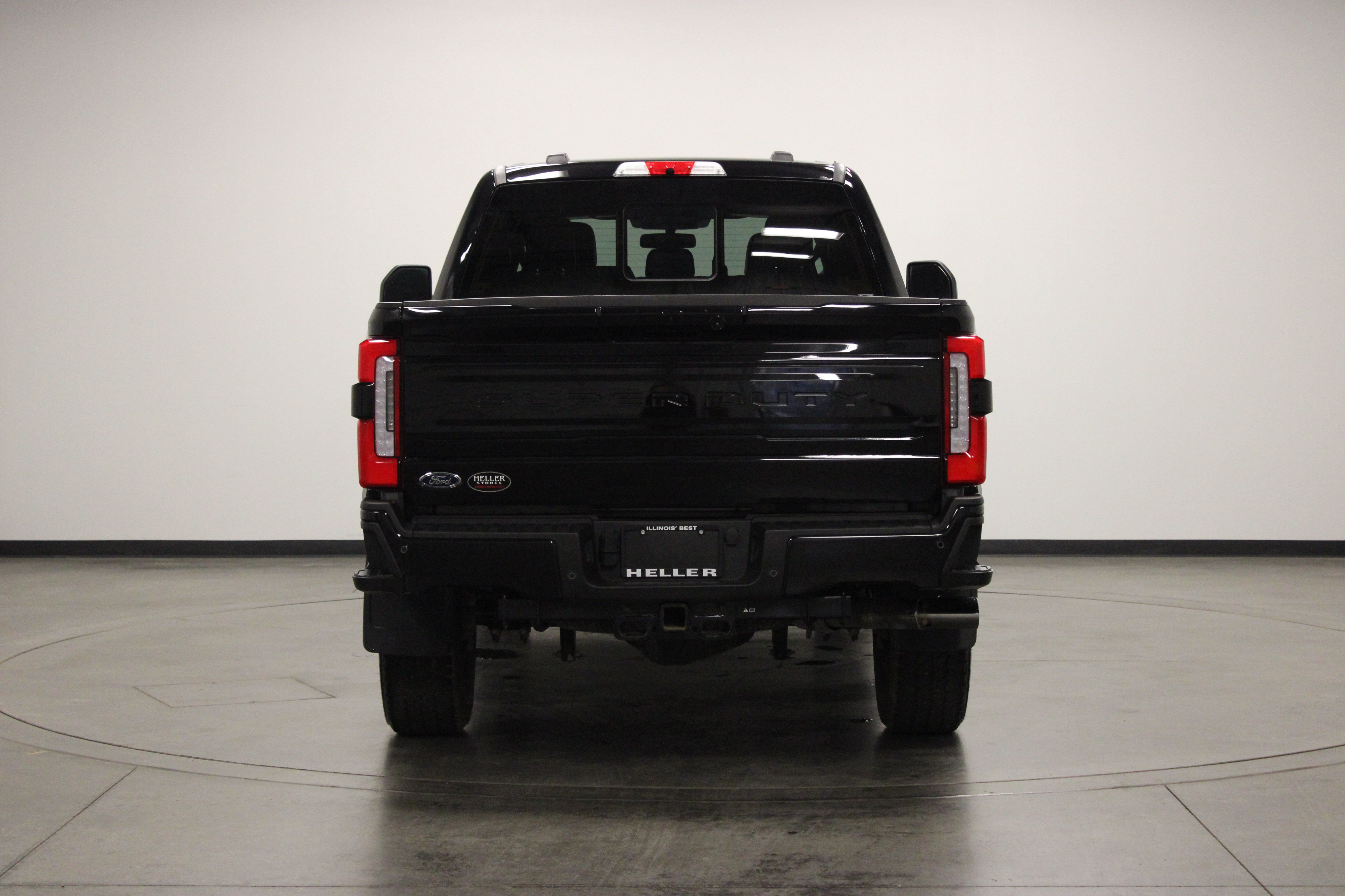 Used 2026 Ford F250 Platinum AWD/4WD image 7