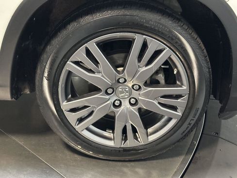 Certified 2022 Honda Pilot Sport image 17