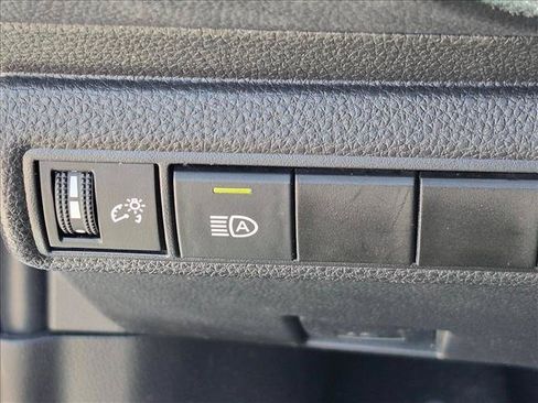 Used 2023 Toyota Corolla LE FWD image 10