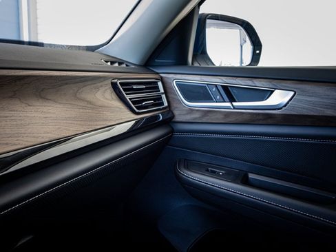 New 2026 Volkswagen Atlas SE image 45