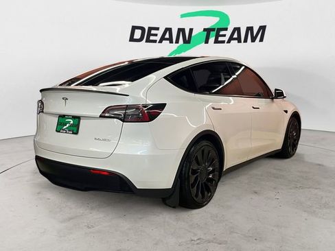Used 2023 Tesla Model Y Performance image 8