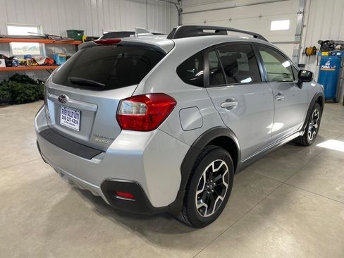 Used 2016 Subaru Crosstrek 2.0i Premium AWD/4WD image 7