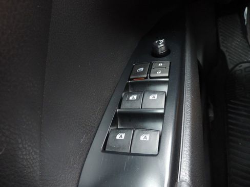 Used 2020 Toyota Camry LE FWD image 23