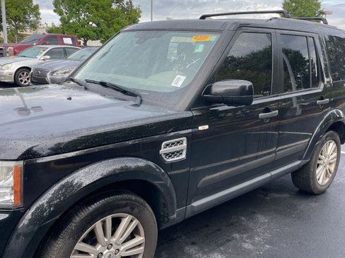 Used 2010 Land Rover LR4 HSE LUX AWD/4WD image 2