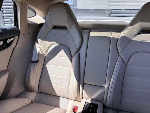 Used 2025 Porsche Panamera Base image 38