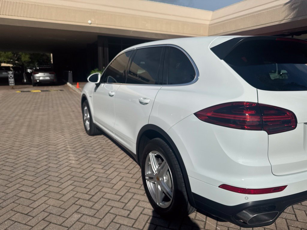 Used 2016 Porsche Cayenne Diesel AWD/4WD image 6