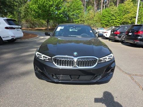 Used 2025 BMW 330i xDrive Sedan w/ Premium Package image 4