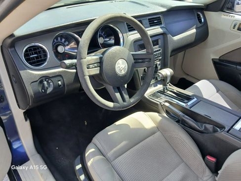 Used 2010 Ford Mustang GT RWD image 6