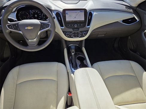 Used 2024 Chevrolet Malibu LT image 15