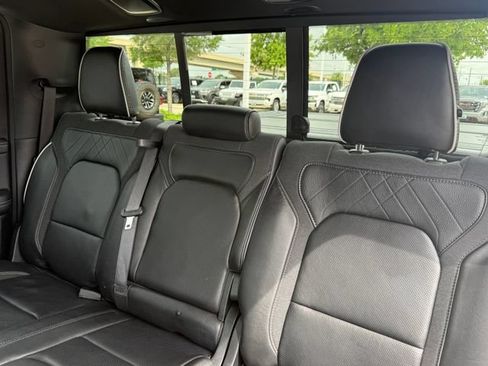 Used 2025 RAM 1500 Limited w/ Off Road Group AWD/4WD image 26