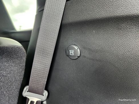 New 2026 Chrysler Voyager LX image 21