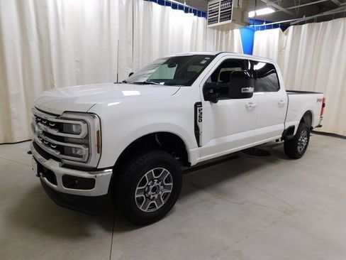 New 2026 Ford F350 Lariat w/ FX4 Off-Road Package image 18