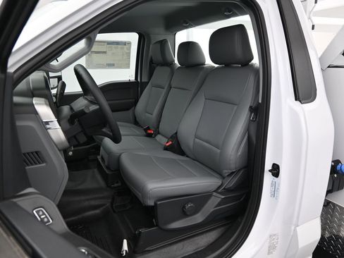 New 2025 Ford F450 XL w/ XL Chrome Package image 10