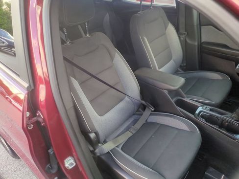 Used 2025 Chevrolet TrailBlazer LT FWD image 19