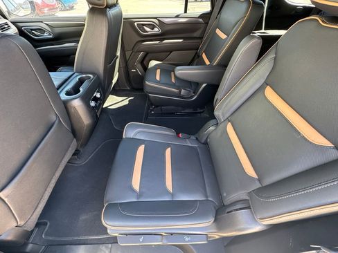 Used 2023 GMC Yukon AT4 AWD/4WD image 12