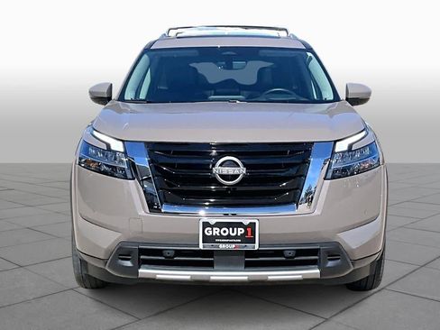 Certified 2023 Nissan Pathfinder Platinum w/ Cargo Package image 3