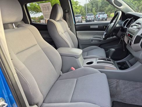 Used 2011 Toyota Tacoma PreRunner w/ TRD Off-Road Pkg RWD image 35