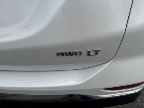 Used 2018 Chevrolet Equinox LT AWD/4WD image 29
