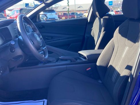 Used 2025 Hyundai Elantra Sport w/ Cargo Package image 9