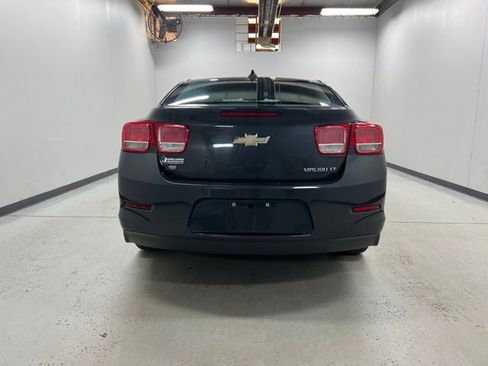 Used 2015 Chevrolet Malibu LT image 5
