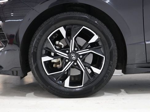 Used 2025 Hyundai Sonata SEL FWD image 9