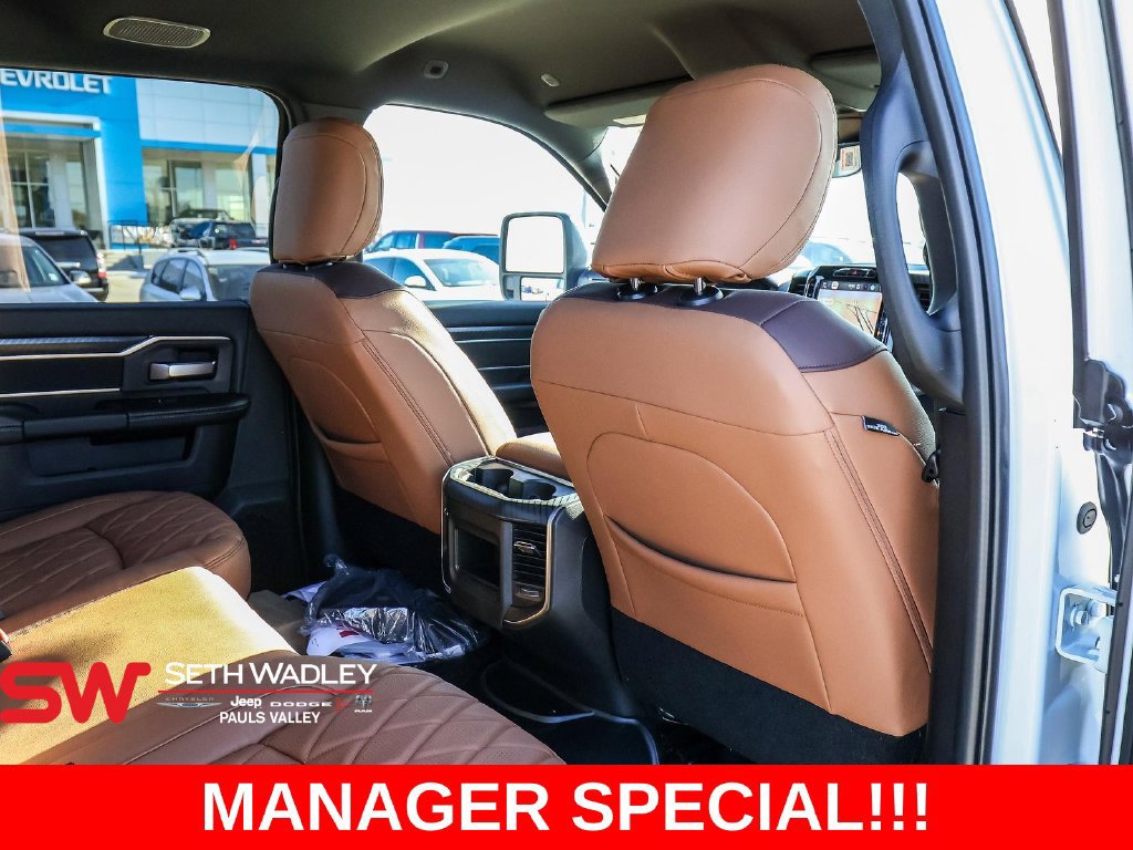 New 2025 RAM 2500 Big Horn AWD/4WD image 32