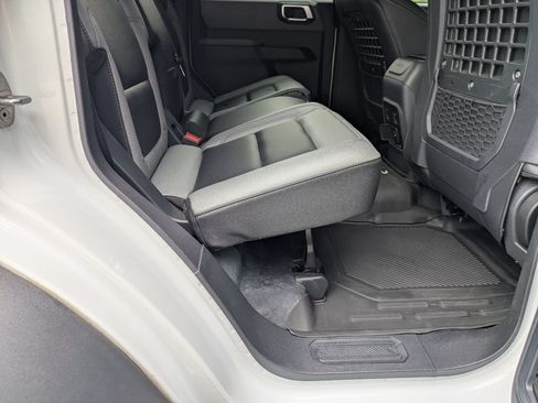 Used 2023 Ford Bronco Big Bend w/ Sasquatch Package AWD/4WD image 31