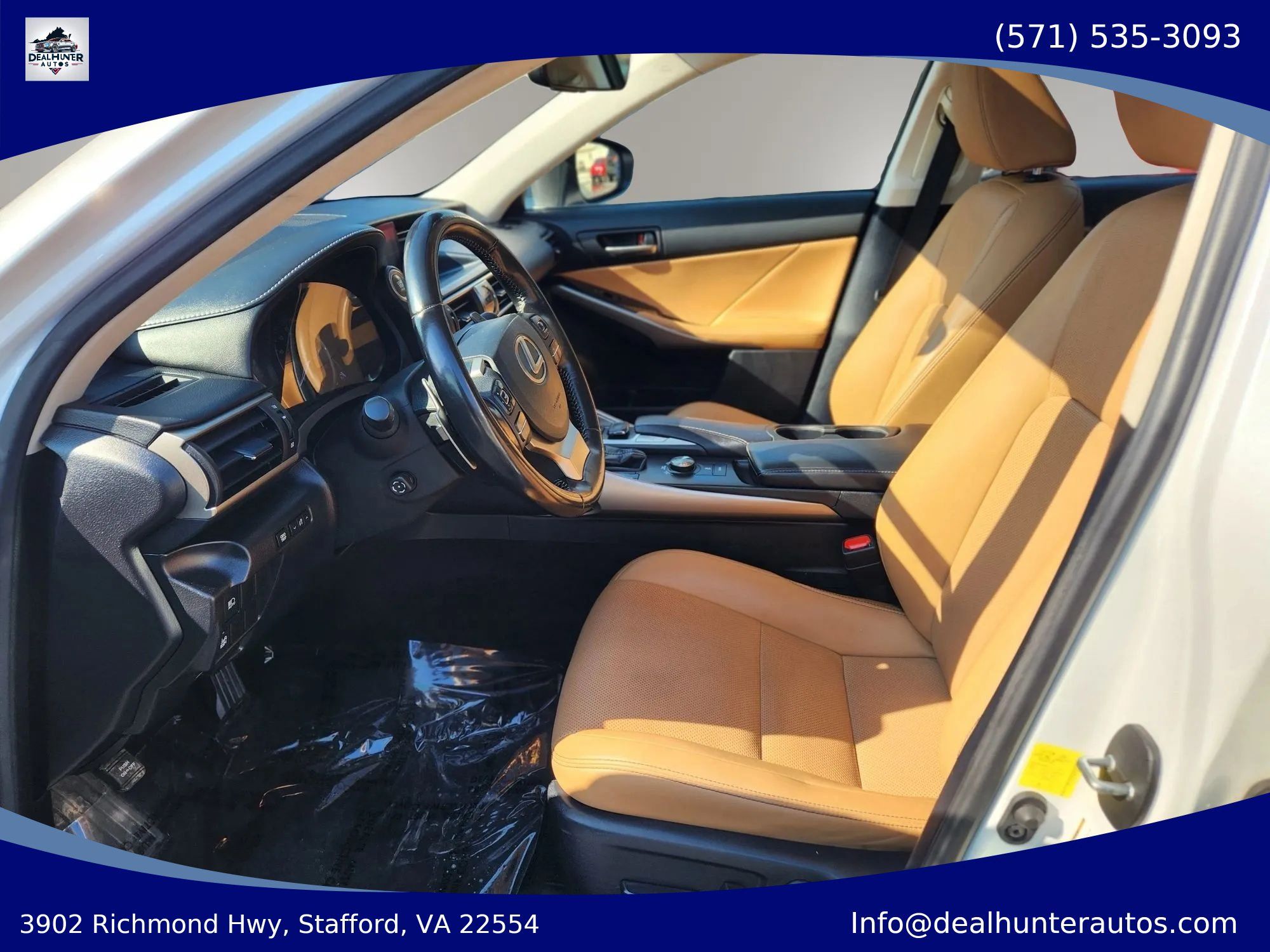 Used 2018 Lexus IS 300 AWD w/ Comfort Package image 21